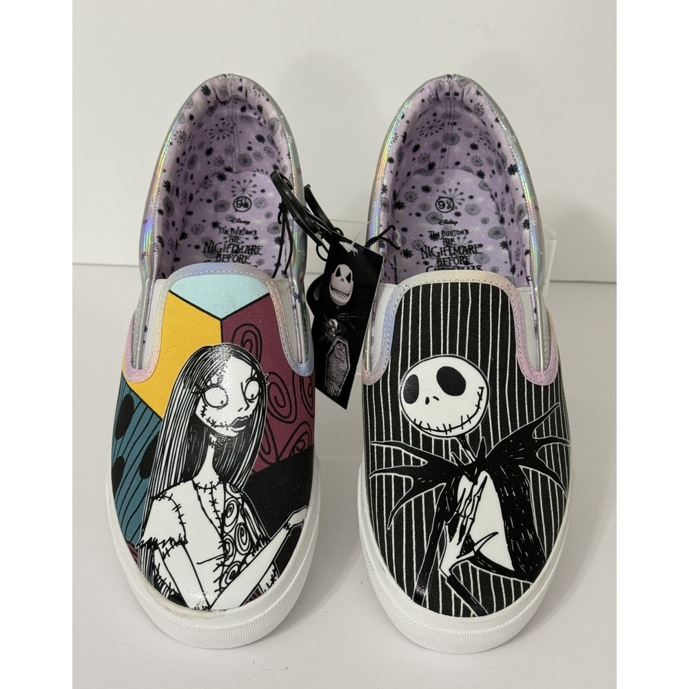 Disney Women's Nightmare Before Christmas Low Top Slip-On Sneakers Size 9.5 NWOB